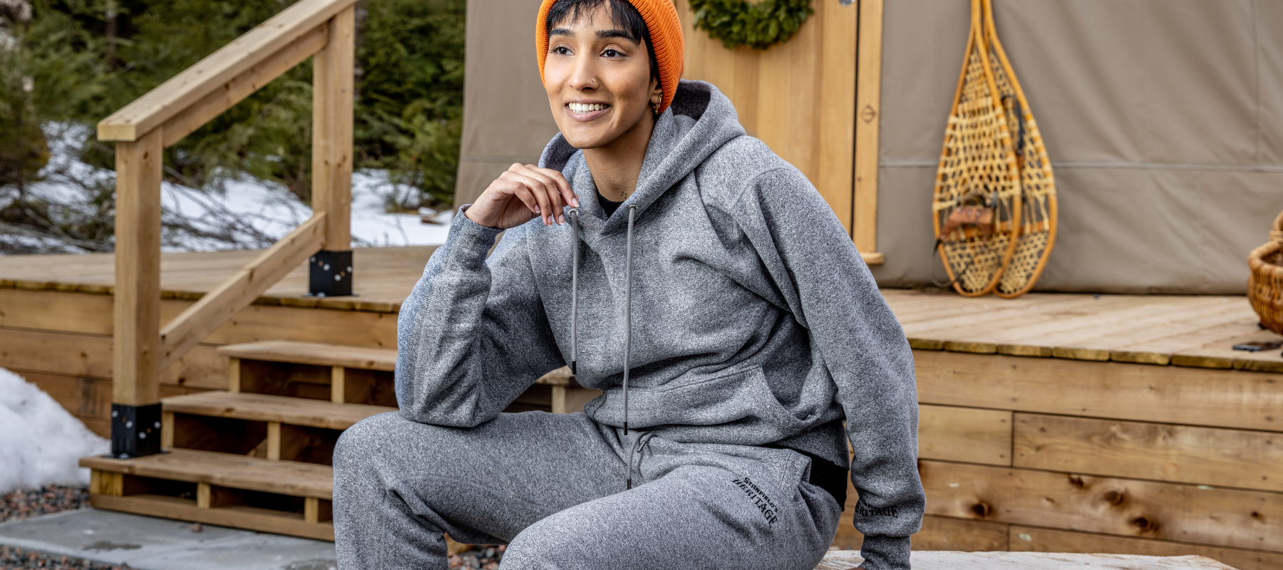 Women s Sweaters Hoodies